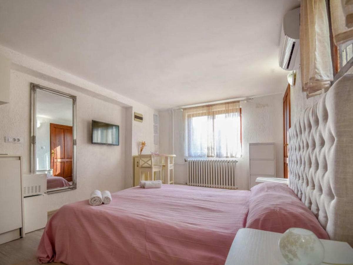 Studios Barre' Rovinj Exterior foto