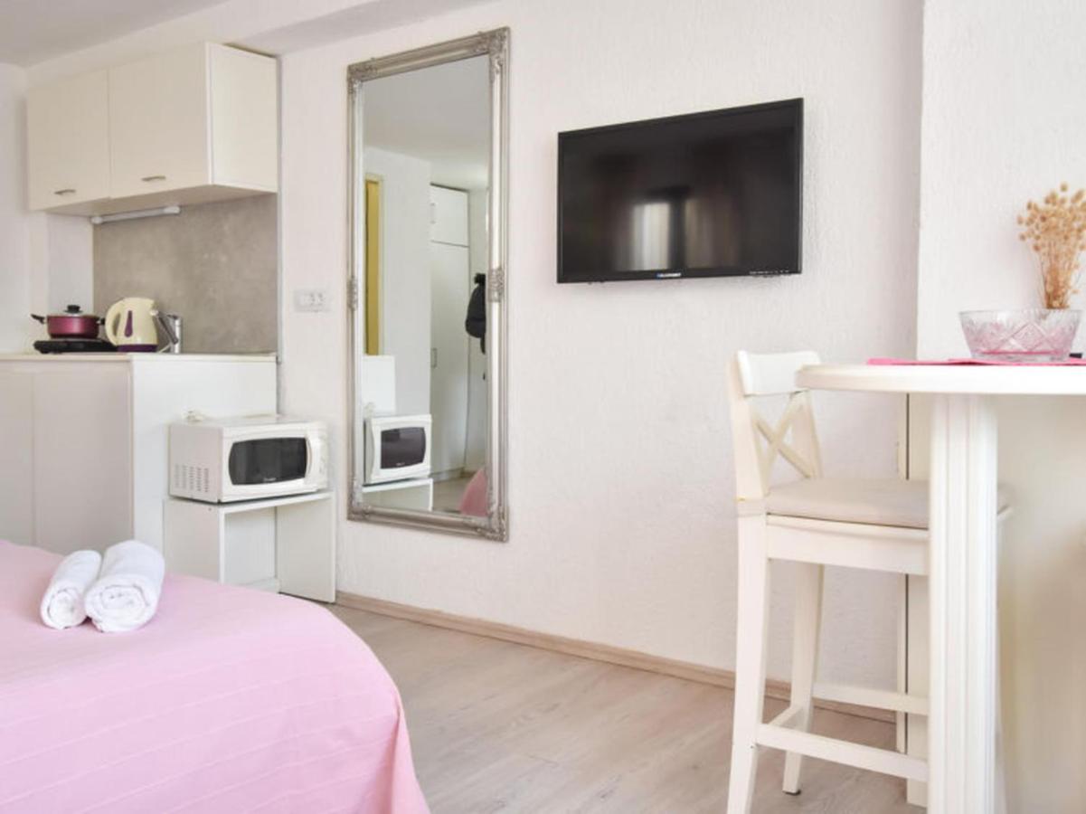 Studios Barre' Rovinj Exterior foto